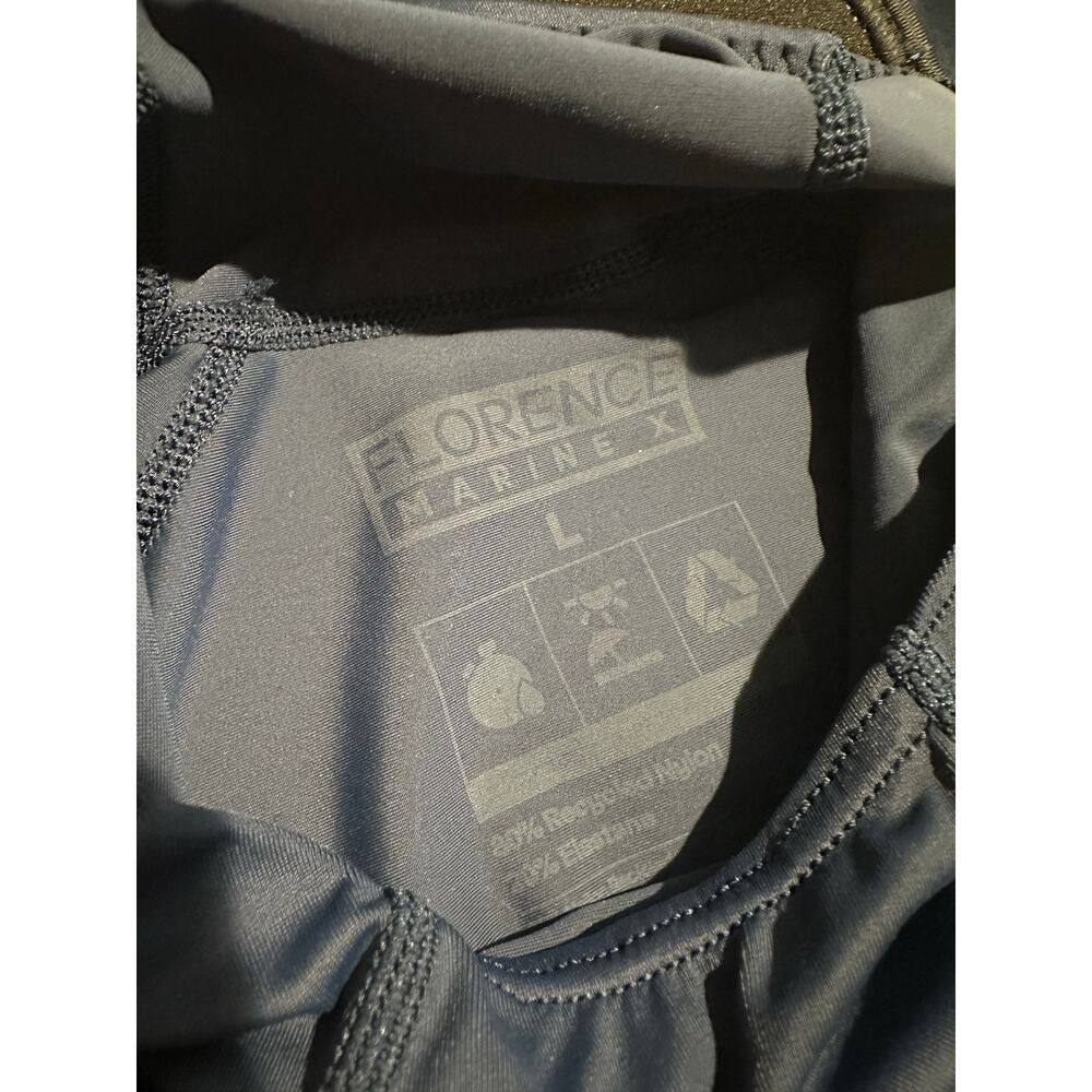 Florence Marine Long Sleeve Hooded Rashguard Navy L NEW - Picture 4 of 9